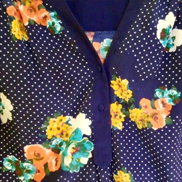ModCloth Navy Sleeveless Floral Blouse - Picture 2 of 4